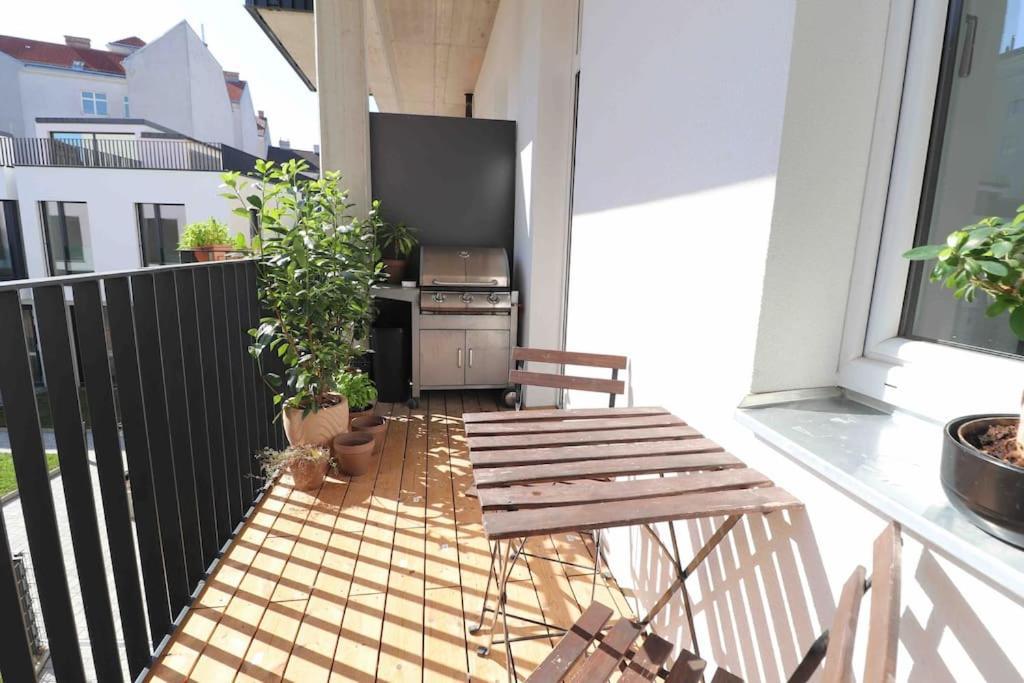 וינה Smart Apt Mit Balkon Am Augarten Park Naehe Zentrum מראה חיצוני תמונה